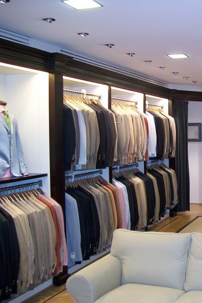 Suitwall.jpg